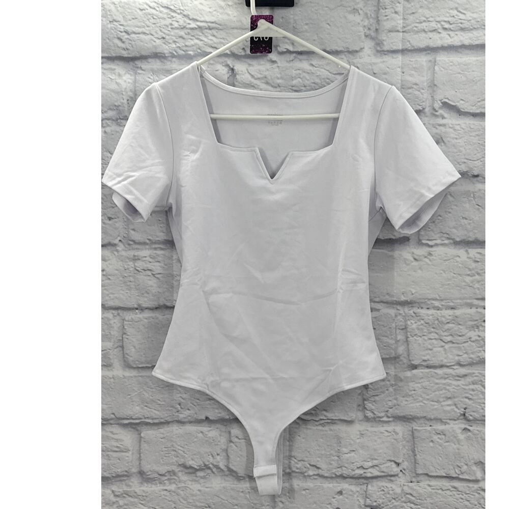 Amazon White Short Sleeve Body Suit Large